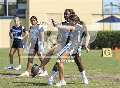 Thumbnail 3 in Chaminade@Windward photogallery.