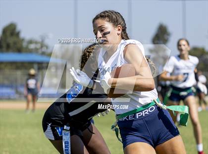 Thumbnail 2 in Chaminade@Windward photogallery.
