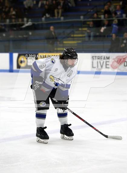 Thumbnail 1 in Anchor Bay @ Utica Eisenhower photogallery.