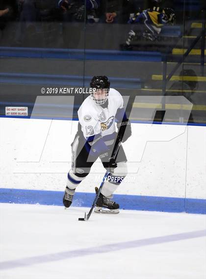 Thumbnail 2 in Anchor Bay @ Utica Eisenhower photogallery.