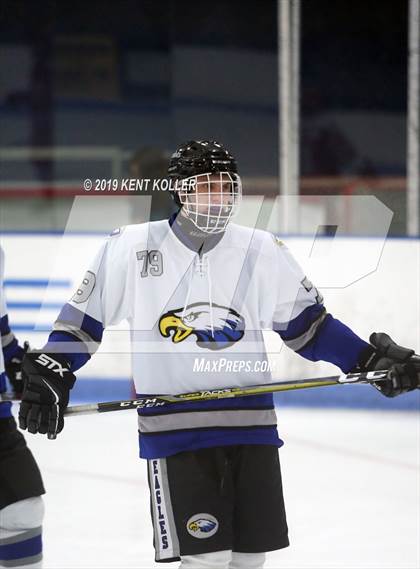 Thumbnail 1 in Anchor Bay @ Utica Eisenhower photogallery.