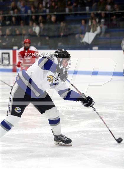 Thumbnail 1 in Anchor Bay @ Utica Eisenhower photogallery.