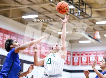 Thumbnail 1 in Konawaena vs South Medford (Iolani Classic Honolulu - Day 1) photogallery.