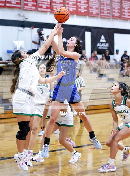 Thumbnail 3 in Konawaena vs South Medford (Iolani Classic Honolulu - Day 1) photogallery.