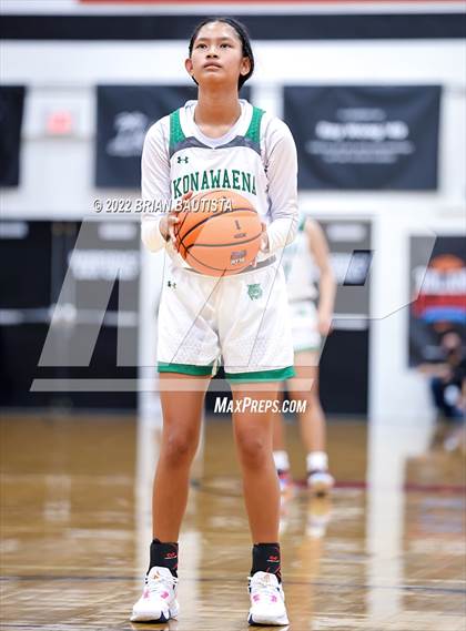 Thumbnail 1 in Konawaena vs South Medford (Iolani Classic Honolulu - Day 1) photogallery.