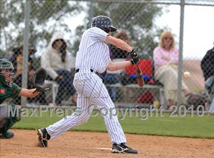 Thumbnail 3 in Palisades vs. Coronado photogallery.