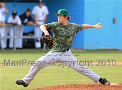 Thumbnail 1 in Palisades vs. Coronado photogallery.