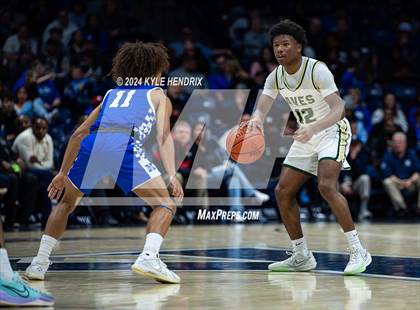 Thumbnail 3 in Hamilton @ Sycamore (OHSAA Division I Region 4 District Final) photogallery.