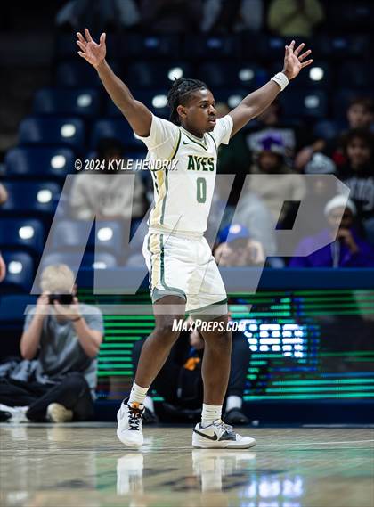 Thumbnail 2 in Hamilton @ Sycamore (OHSAA Division I Region 4 District Final) photogallery.