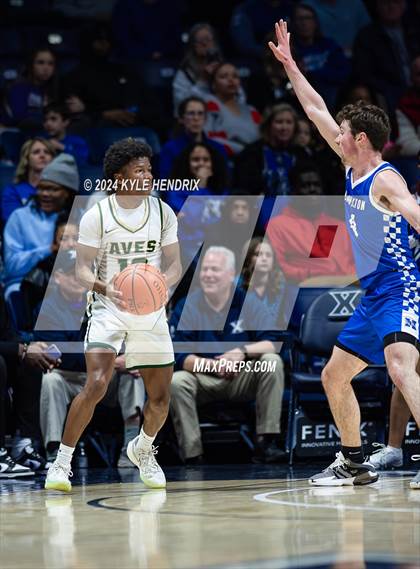 Thumbnail 2 in Hamilton @ Sycamore (OHSAA Division I Region 4 District Final) photogallery.