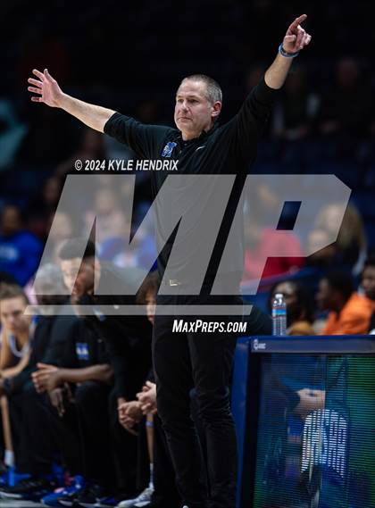 Thumbnail 1 in Hamilton @ Sycamore (OHSAA Division I Region 4 District Final) photogallery.