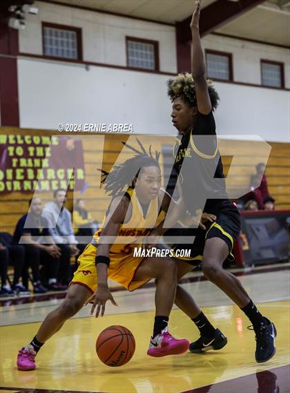 Thumbnail 1 in Lincoln vs. Cornerstone Christian (Stonebarger Tournament) photogallery.