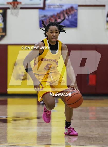 Thumbnail 2 in Lincoln vs. Cornerstone Christian (Stonebarger Tournament) photogallery.