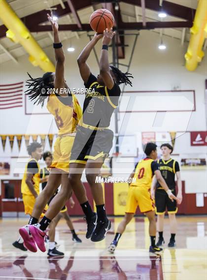 Thumbnail 2 in Lincoln vs. Cornerstone Christian (Stonebarger Tournament) photogallery.