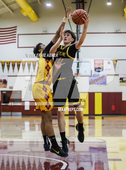 Thumbnail 1 in Lincoln vs. Cornerstone Christian (Stonebarger Tournament) photogallery.
