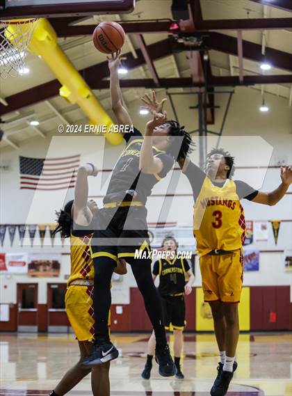 Thumbnail 1 in Lincoln vs. Cornerstone Christian (Stonebarger Tournament) photogallery.