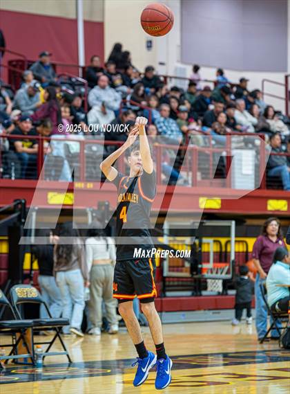 Thumbnail 2 in Espanola Valley @ Santa Fe Indian photogallery.