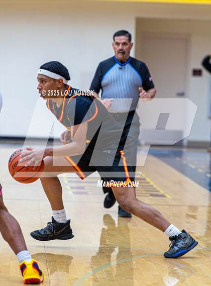 Thumbnail 2 in Espanola Valley @ Santa Fe Indian photogallery.