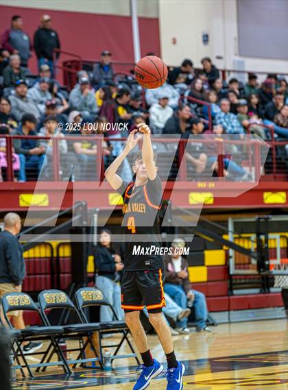 Thumbnail 2 in Espanola Valley @ Santa Fe Indian photogallery.