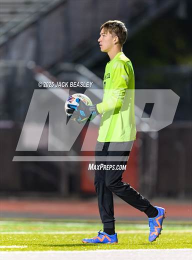 null - Photo 01