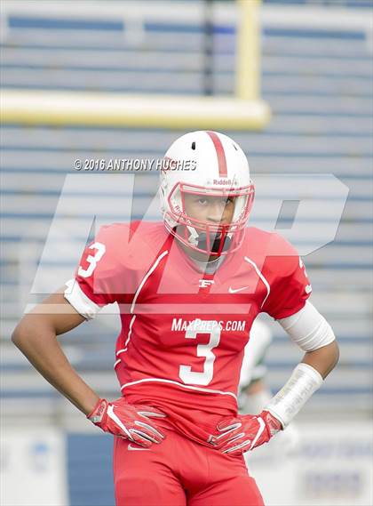 Thumbnail 1 in Freeport vs. William Floyd (Section 8 Conference I Championship Game) photogallery.