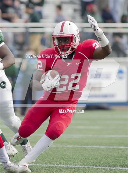 Thumbnail 3 in Freeport vs. William Floyd (Section 8 Conference I Championship Game) photogallery.