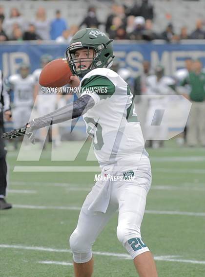 Thumbnail 3 in Freeport vs. William Floyd (Section 8 Conference I Championship Game) photogallery.