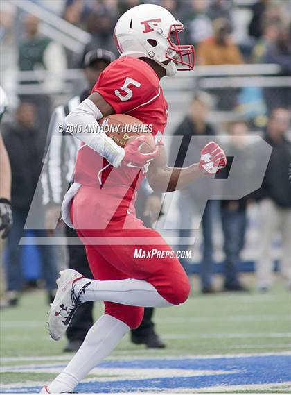 Thumbnail 3 in Freeport vs. William Floyd (Section 8 Conference I Championship Game) photogallery.