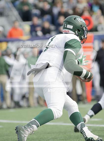 Thumbnail 1 in Freeport vs. William Floyd (Section 8 Conference I Championship Game) photogallery.