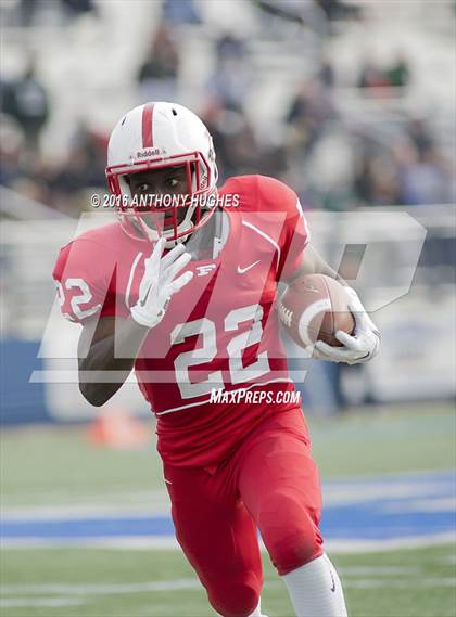 Thumbnail 2 in Freeport vs. William Floyd (Section 8 Conference I Championship Game) photogallery.