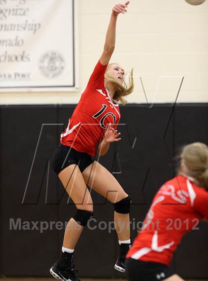 Thumbnail 3 in Eaton vs Mountain Vista (Eaglecrest Invitational) photogallery.