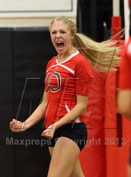 Thumbnail 2 in Eaton vs Mountain Vista (Eaglecrest Invitational) photogallery.