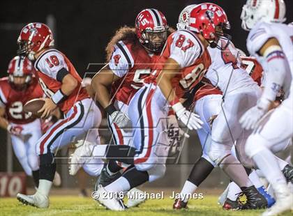 Thumbnail 2 in Beckman @ Elsinore photogallery.