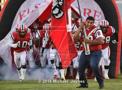 Thumbnail 2 in Beckman @ Elsinore photogallery.