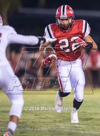 Thumbnail 1 in Beckman @ Elsinore photogallery.