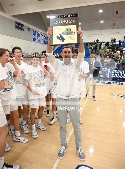Thumbnail 3 in Mira Costa vs. Loyola (CIF-SS D1 Final) photogallery.