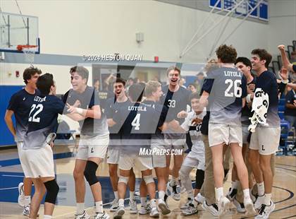 Thumbnail 2 in Mira Costa vs. Loyola (CIF-SS D1 Final) photogallery.