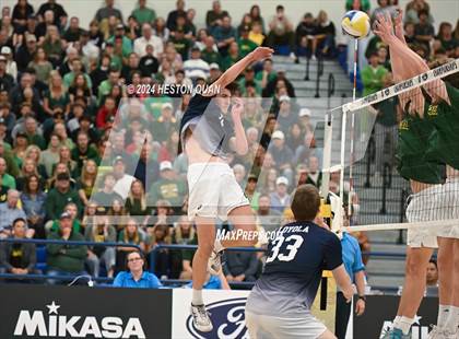 Thumbnail 1 in Mira Costa vs. Loyola (CIF-SS D1 Final) photogallery.