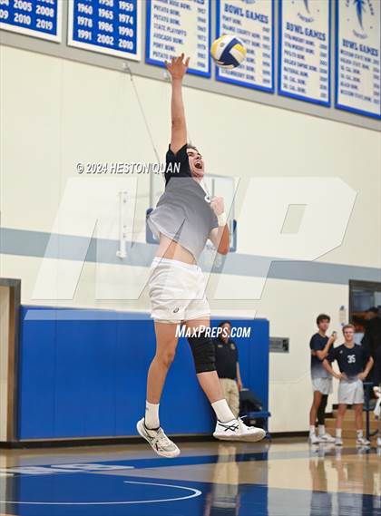 Thumbnail 3 in Mira Costa vs. Loyola (CIF-SS D1 Final) photogallery.