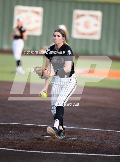 Thumbnail 3 in Wylie @ Rockwall (UIL Softball 6A Region 2 Regional Quarterfinal) photogallery.