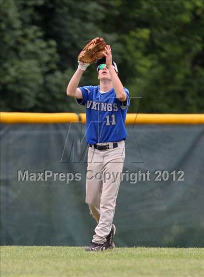 Thumbnail 2 in Grand Island vs. New Hartford (NYSPHSAA Class A Semifinal) photogallery.