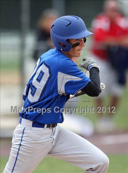 Thumbnail 2 in Grand Island vs. New Hartford (NYSPHSAA Class A Semifinal) photogallery.