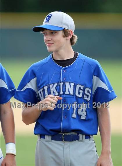 Thumbnail 1 in Grand Island vs. New Hartford (NYSPHSAA Class A Semifinal) photogallery.