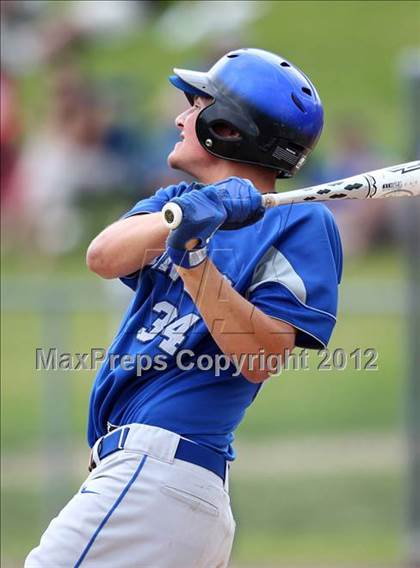 Thumbnail 2 in Grand Island vs. New Hartford (NYSPHSAA Class A Semifinal) photogallery.
