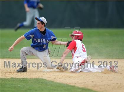 Thumbnail 3 in Grand Island vs. New Hartford (NYSPHSAA Class A Semifinal) photogallery.