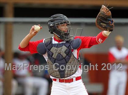 Thumbnail 2 in Grand Island vs. New Hartford (NYSPHSAA Class A Semifinal) photogallery.