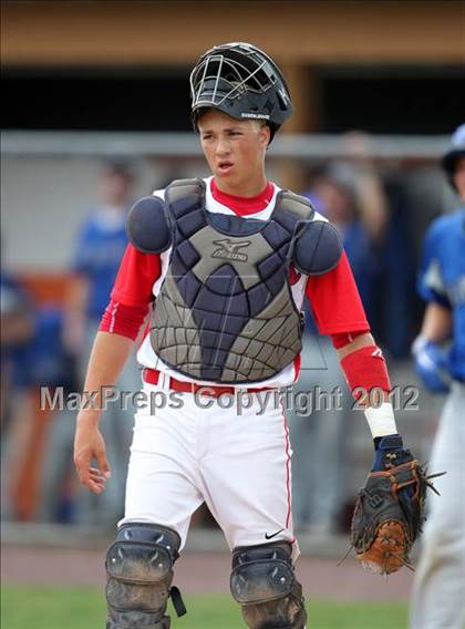Thumbnail 2 in Grand Island vs. New Hartford (NYSPHSAA Class A Semifinal) photogallery.