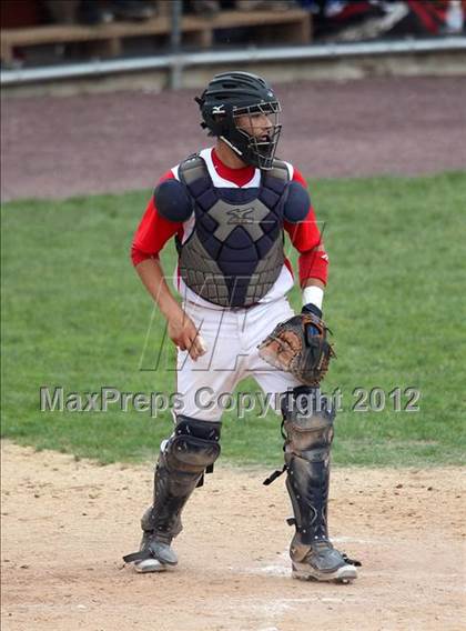 Thumbnail 2 in Grand Island vs. New Hartford (NYSPHSAA Class A Semifinal) photogallery.