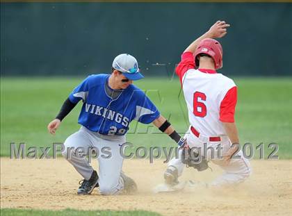 Thumbnail 1 in Grand Island vs. New Hartford (NYSPHSAA Class A Semifinal) photogallery.