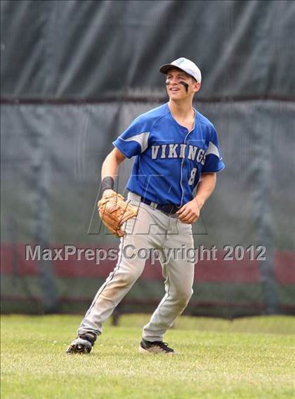 Thumbnail 1 in Grand Island vs. New Hartford (NYSPHSAA Class A Semifinal) photogallery.
